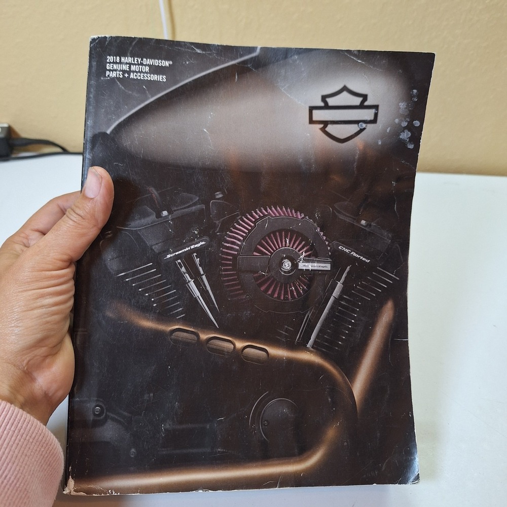2018 Harley Davidson Genuine Motor Parts Accessories Catalog OEM Motorcycle Book